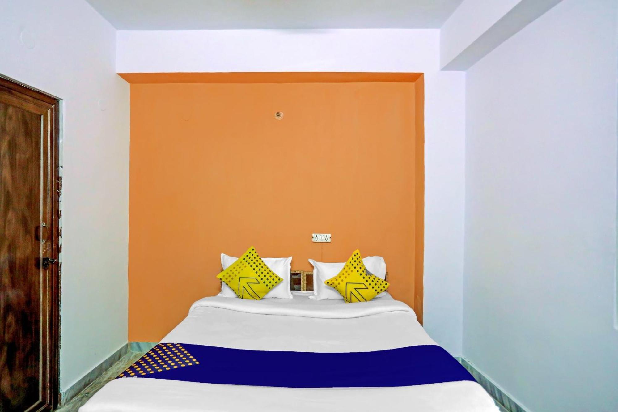 Spot On Raj Hotel Vip Near Worlds Of Wonder Kālkāji Devi Εξωτερικό φωτογραφία