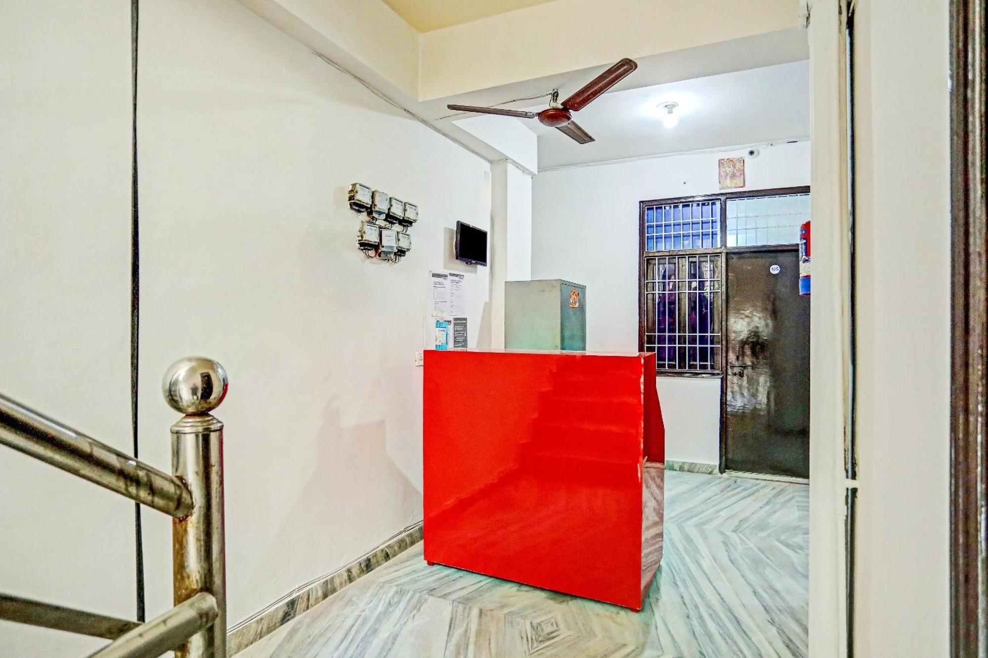 Spot On Raj Hotel Vip Near Worlds Of Wonder Kālkāji Devi Εξωτερικό φωτογραφία