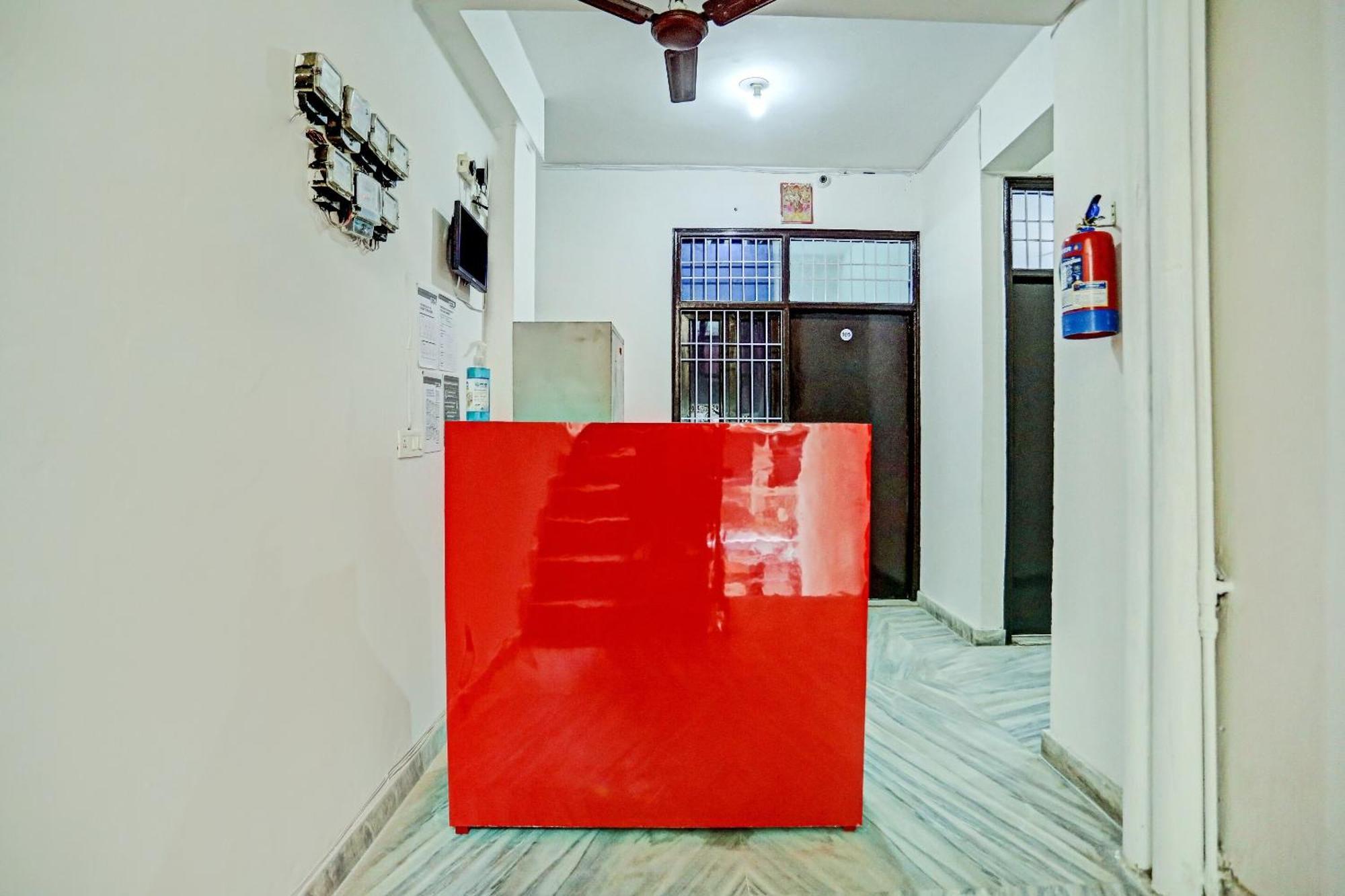 Spot On Raj Hotel Vip Near Worlds Of Wonder Kālkāji Devi Εξωτερικό φωτογραφία